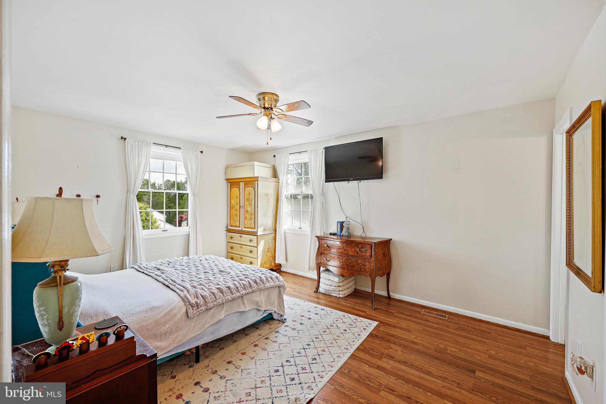 HUNTERS RUN - Residential