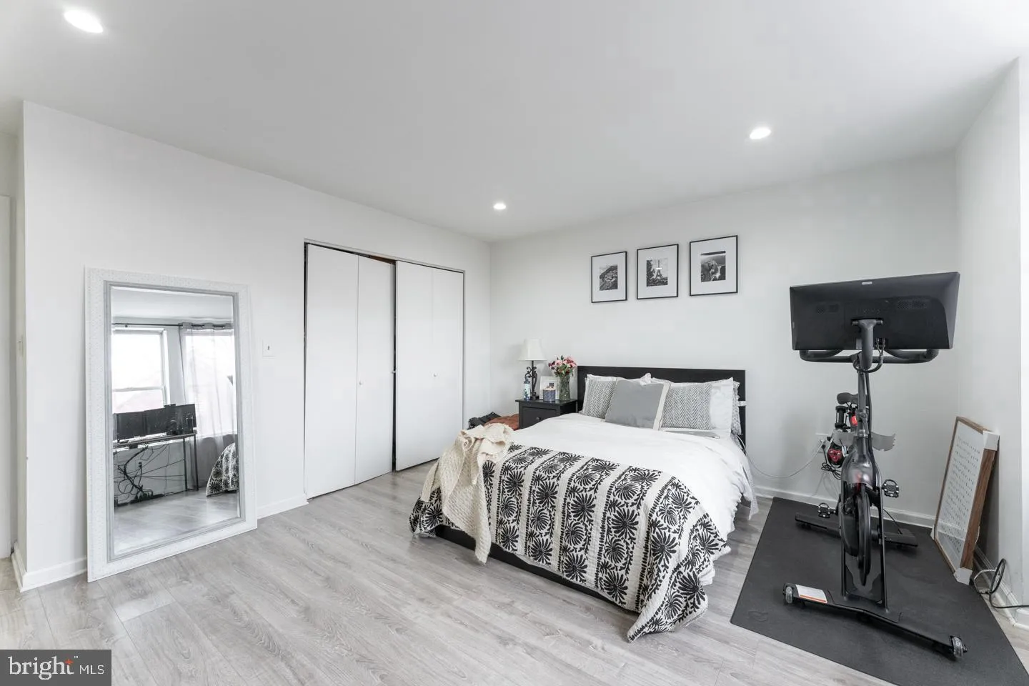 Philadelphia, Pennsylvania 19147, United States, 2 Bedrooms Bedrooms, ,2 BathroomsBathrooms,Residential,Active,87113