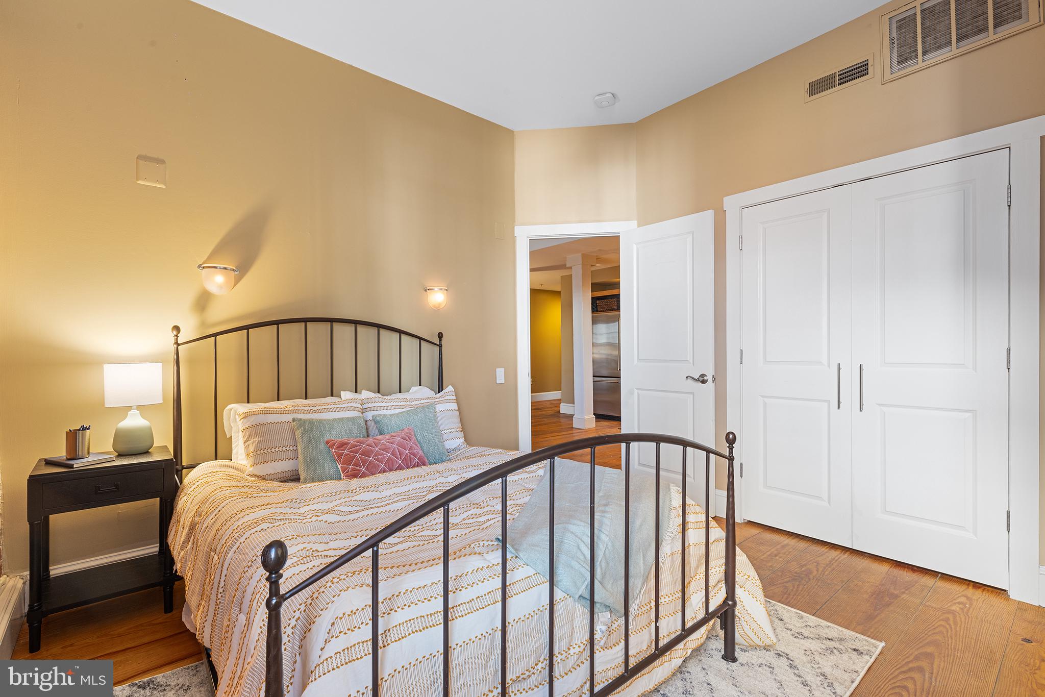 OLD CITY - Residential