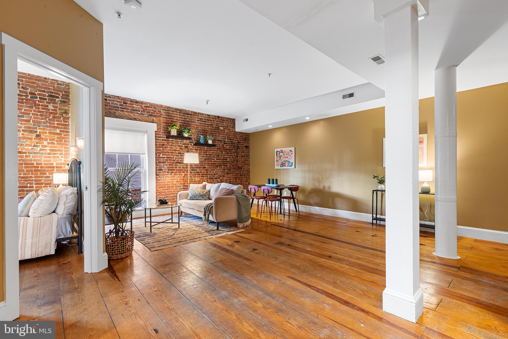 OLD CITY - Residential