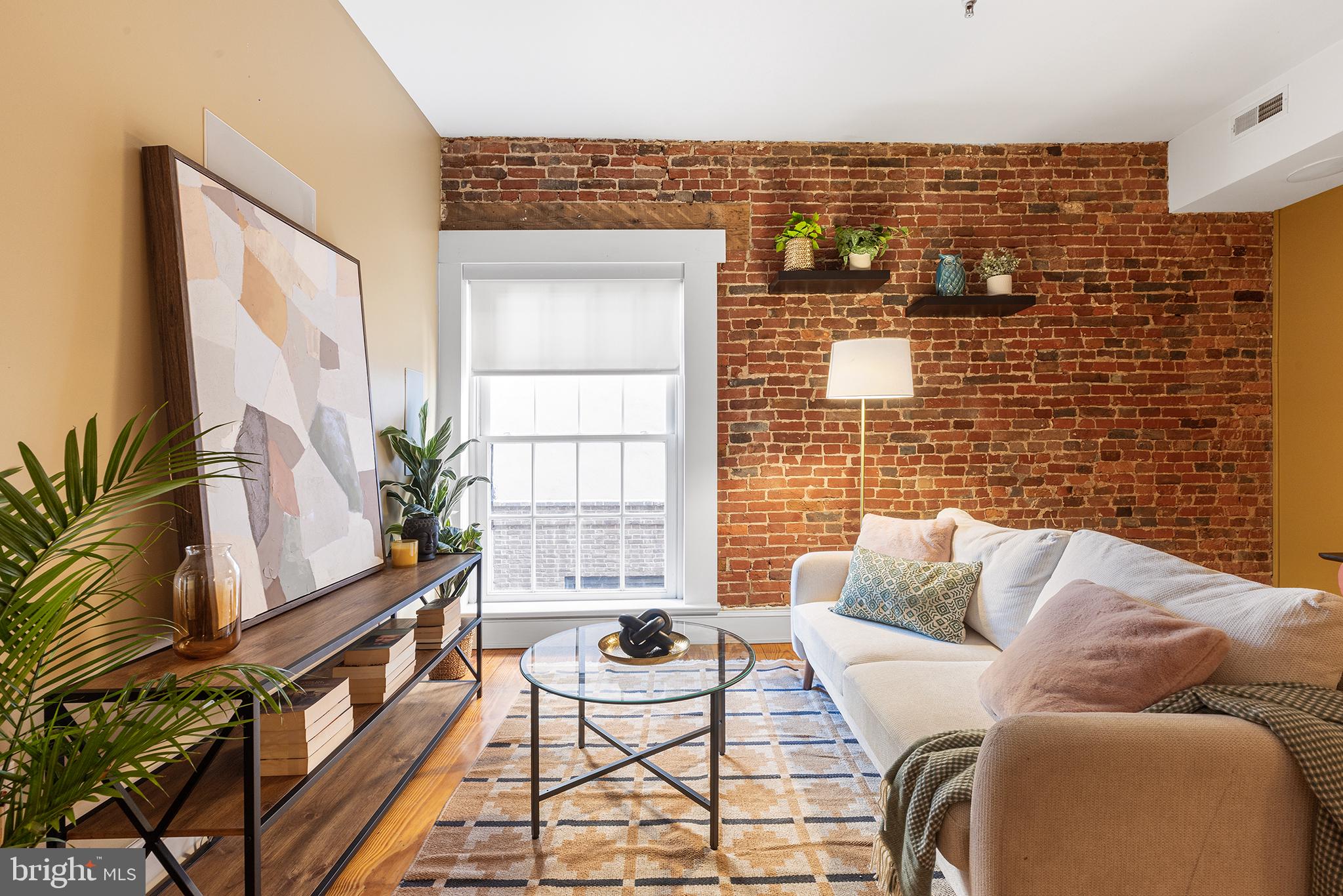 OLD CITY - Residential