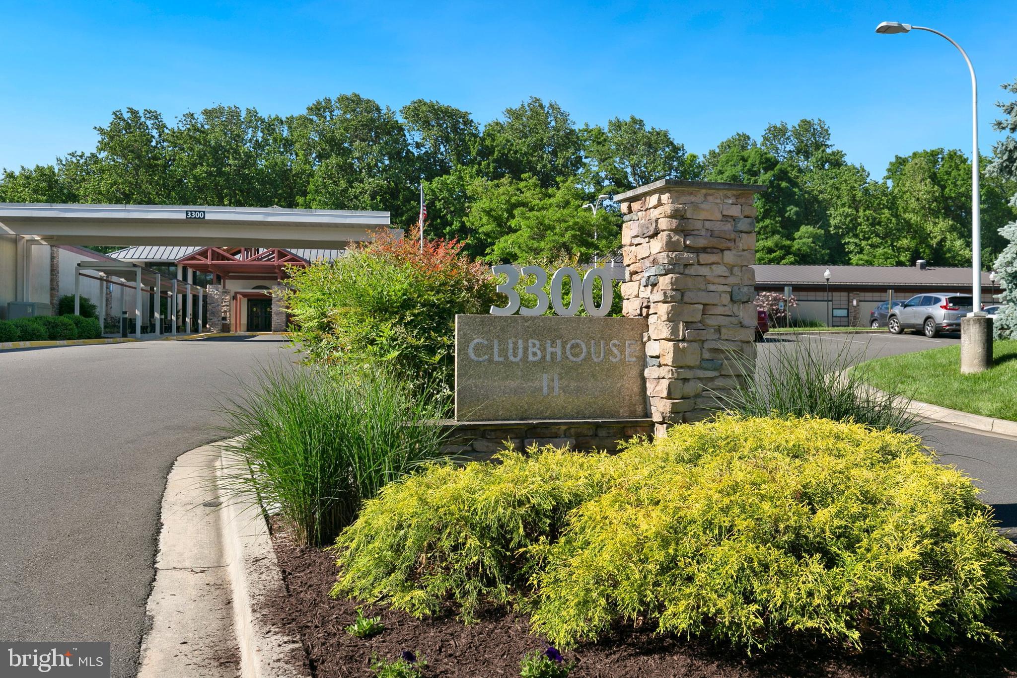 LEISURE WORLD - Residential