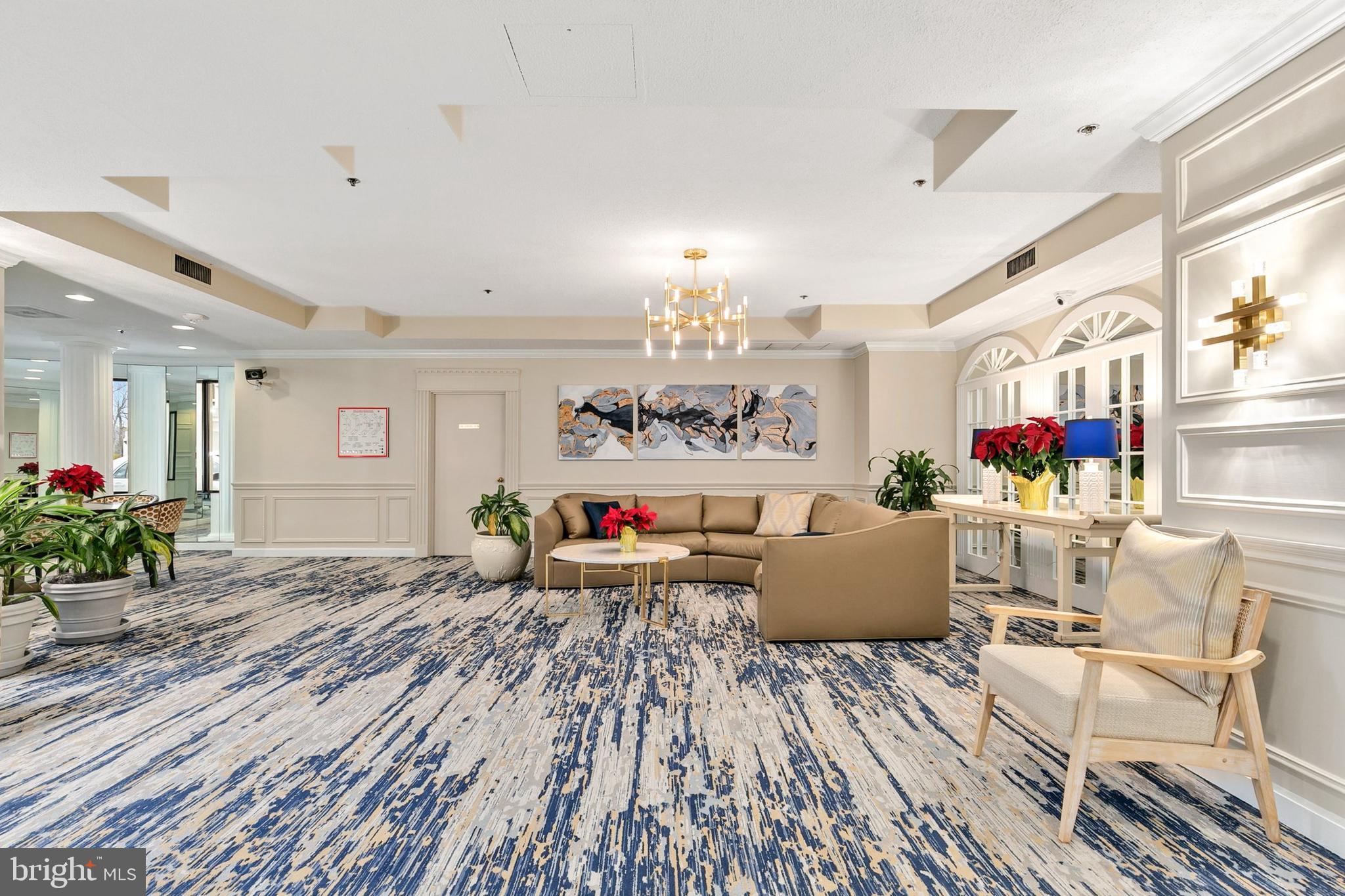 LEISURE WORLD - Residential