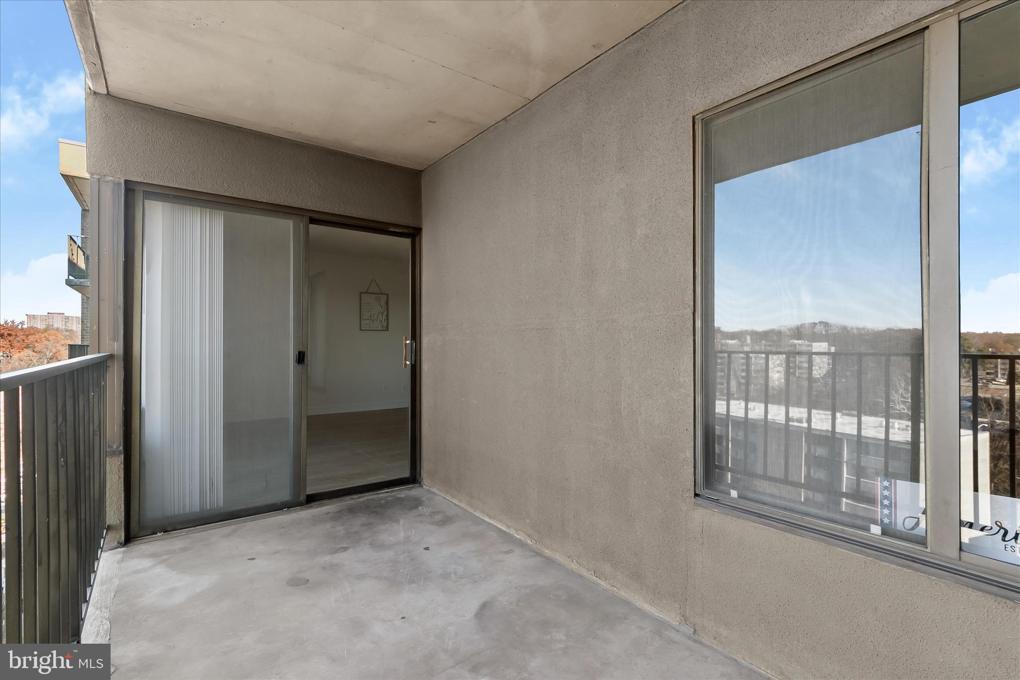 RACQUET CLUB - Residential