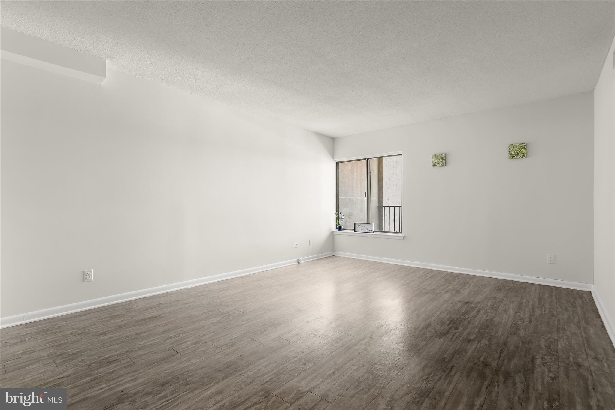 RACQUET CLUB - Residential