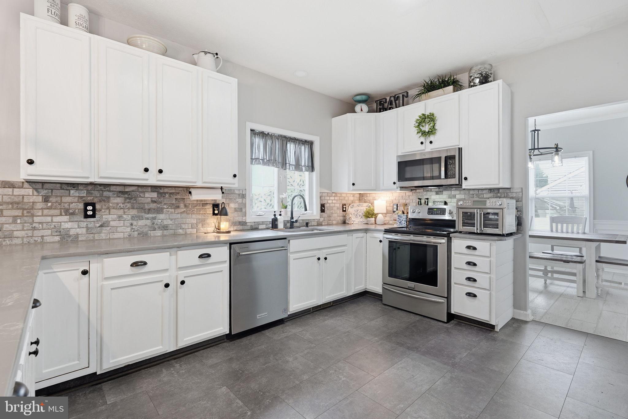 VILLAGE OF QUAIL RIDGE - Residential