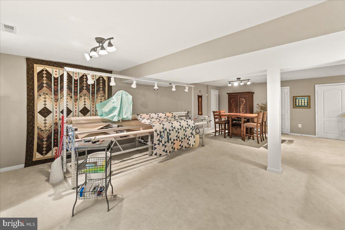 SAMHILL ESTATES - Residential