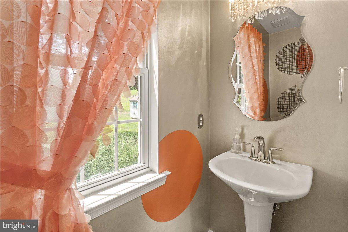 SAMHILL ESTATES - Residential