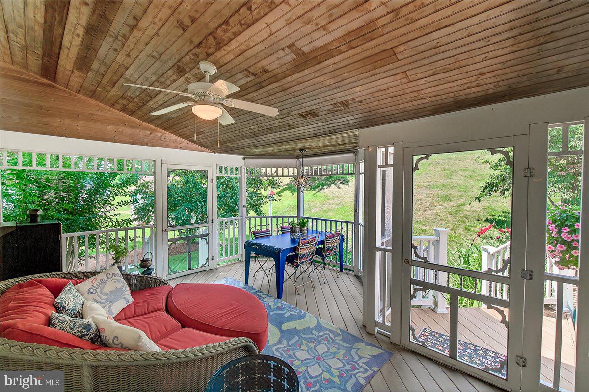 SAMHILL ESTATES - Residential