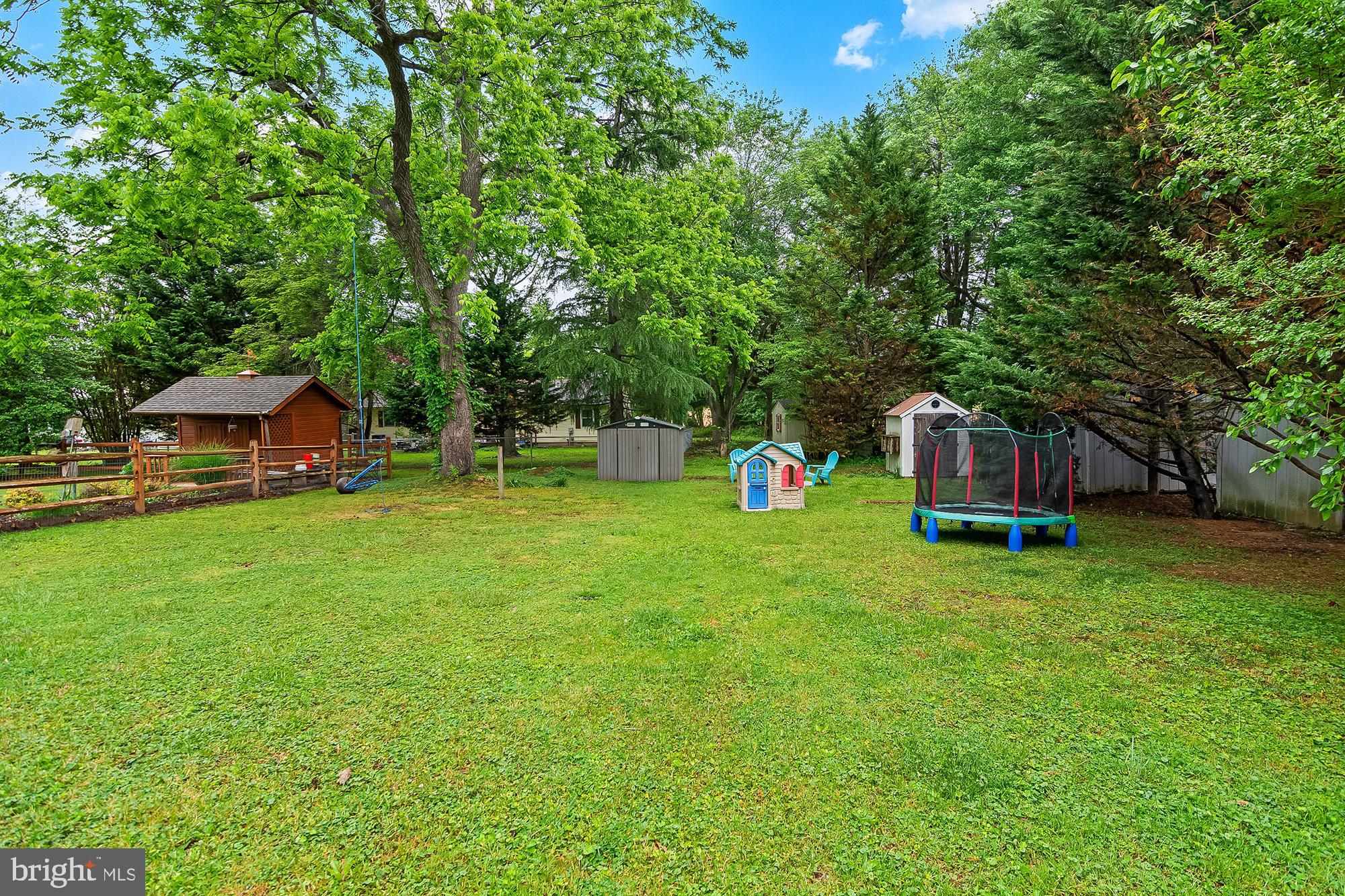 CENTREVILLE HEIGHTS - Residential