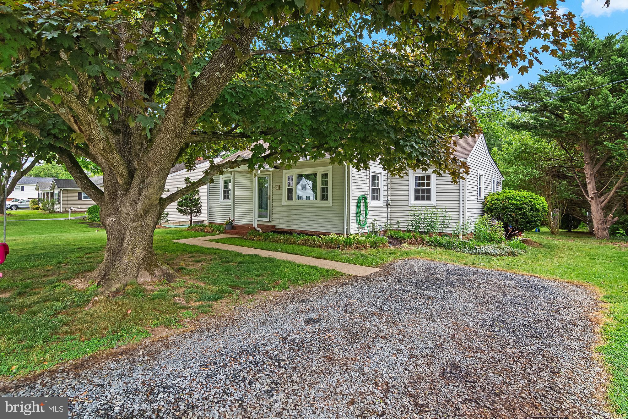 CENTREVILLE HEIGHTS - Residential