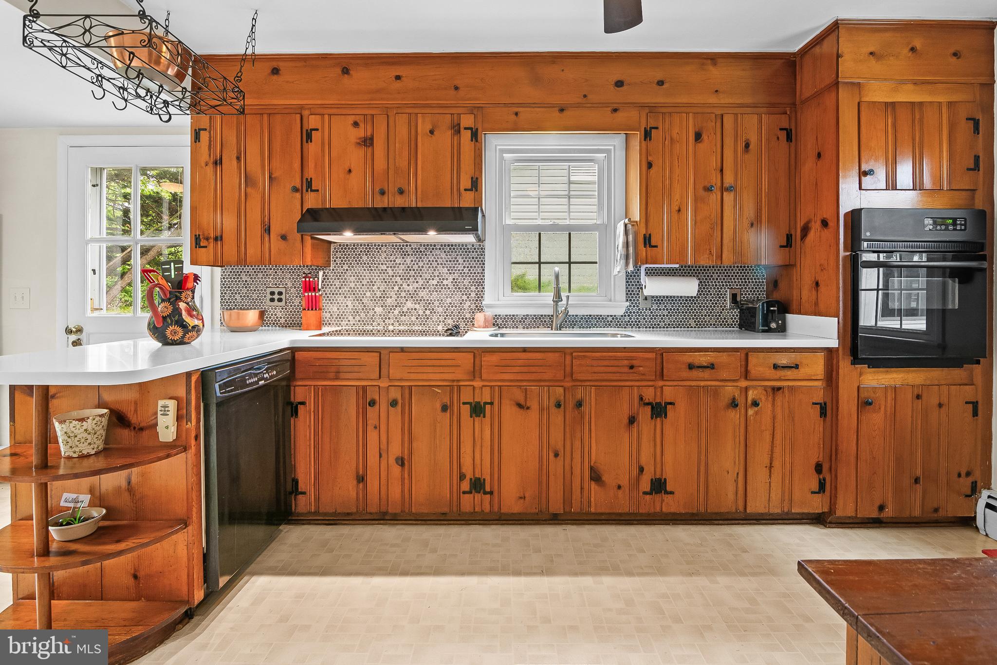 CENTREVILLE HEIGHTS - Residential