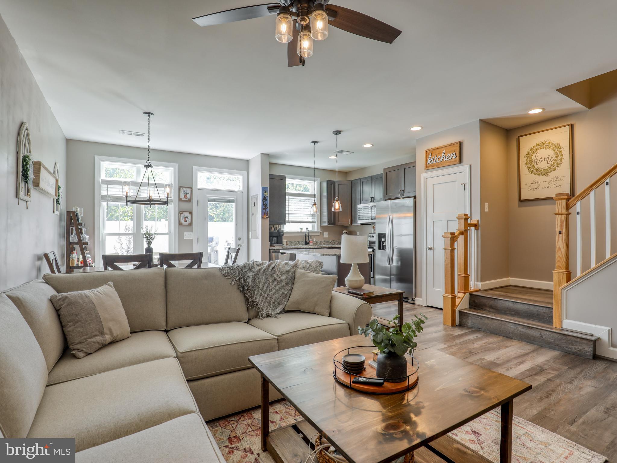 FREEDOM CROSSING - Residential