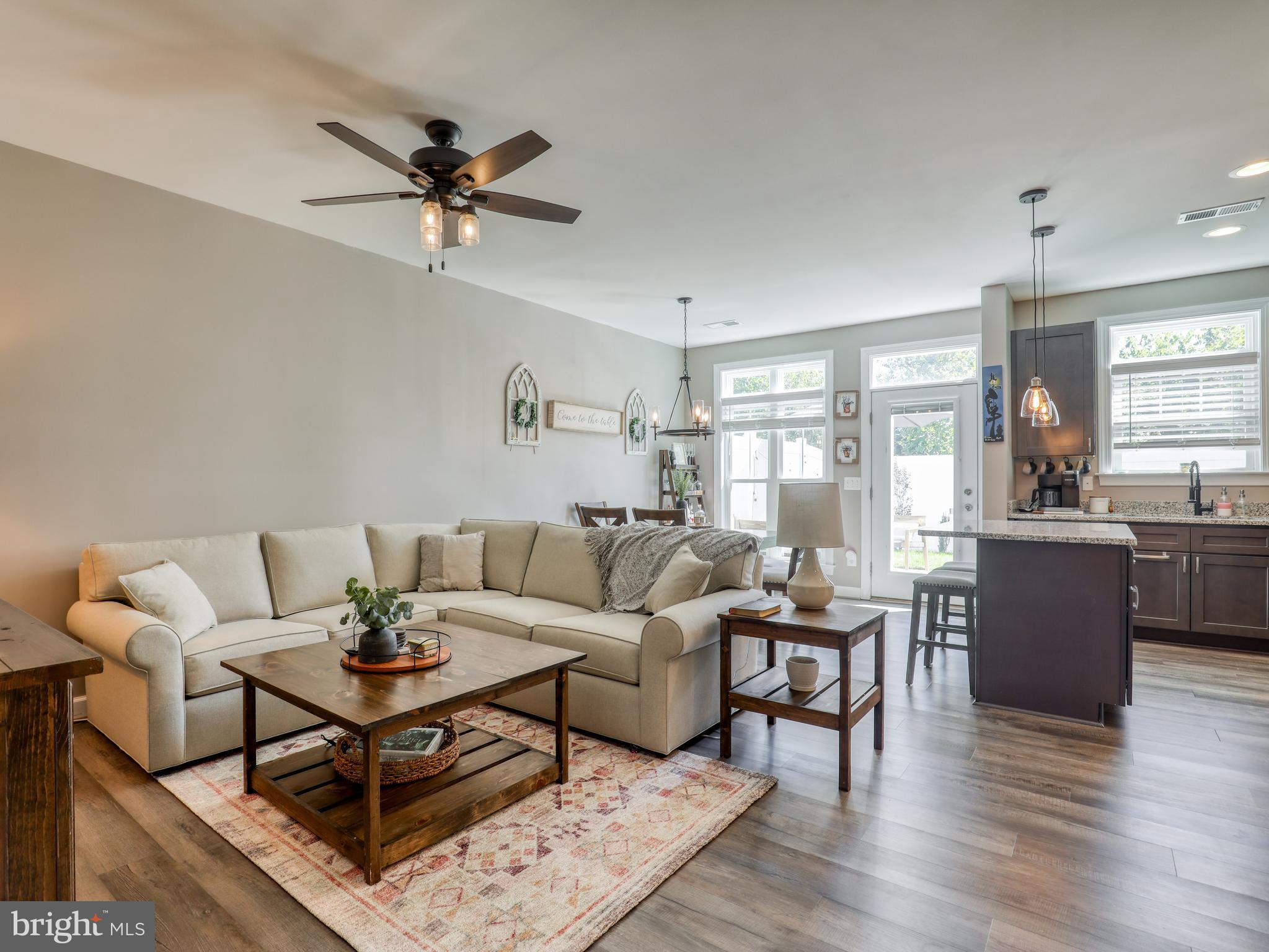 FREEDOM CROSSING - Residential