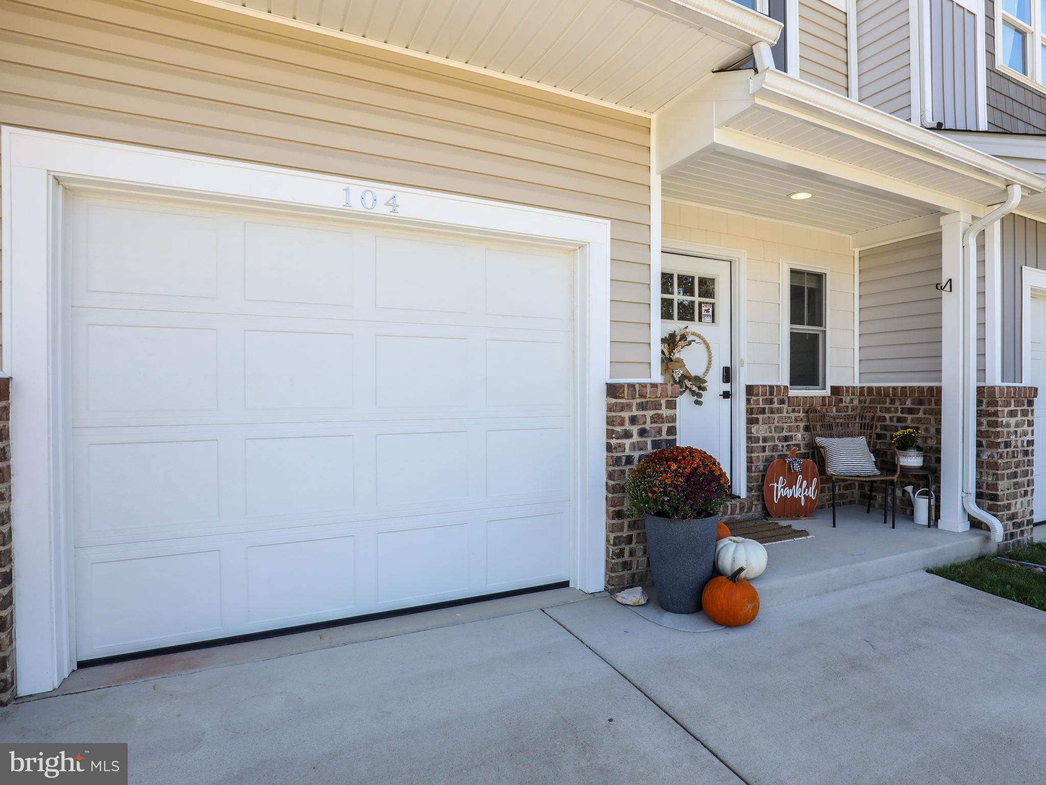 FREEDOM CROSSING - Residential