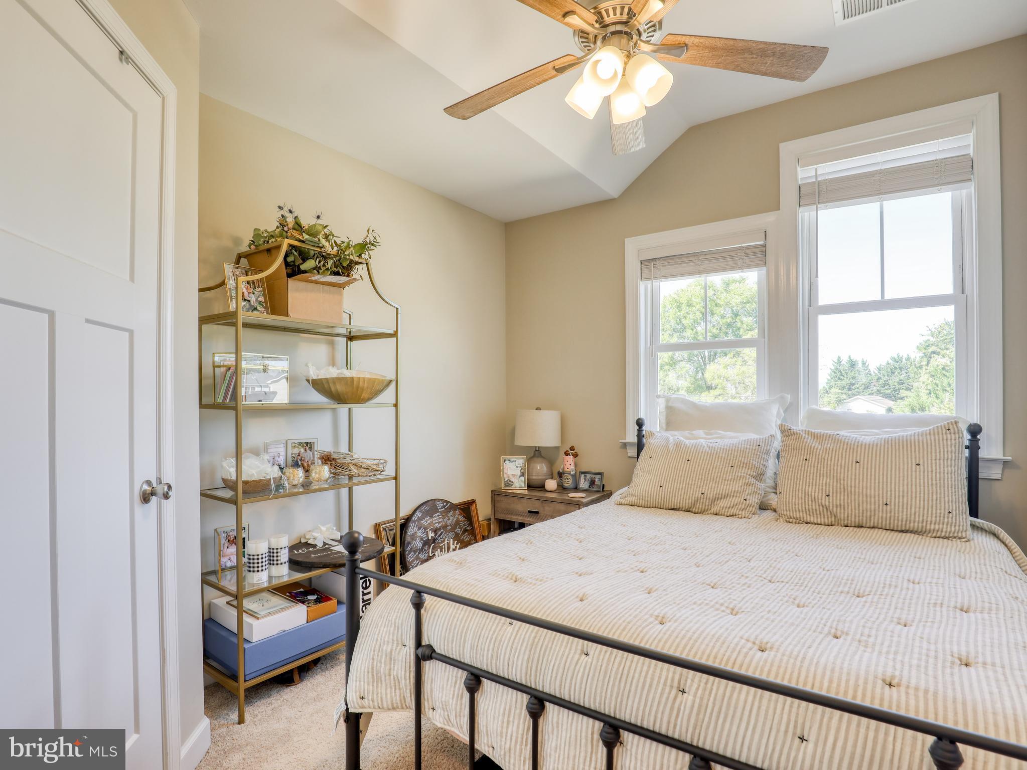 FREEDOM CROSSING - Residential