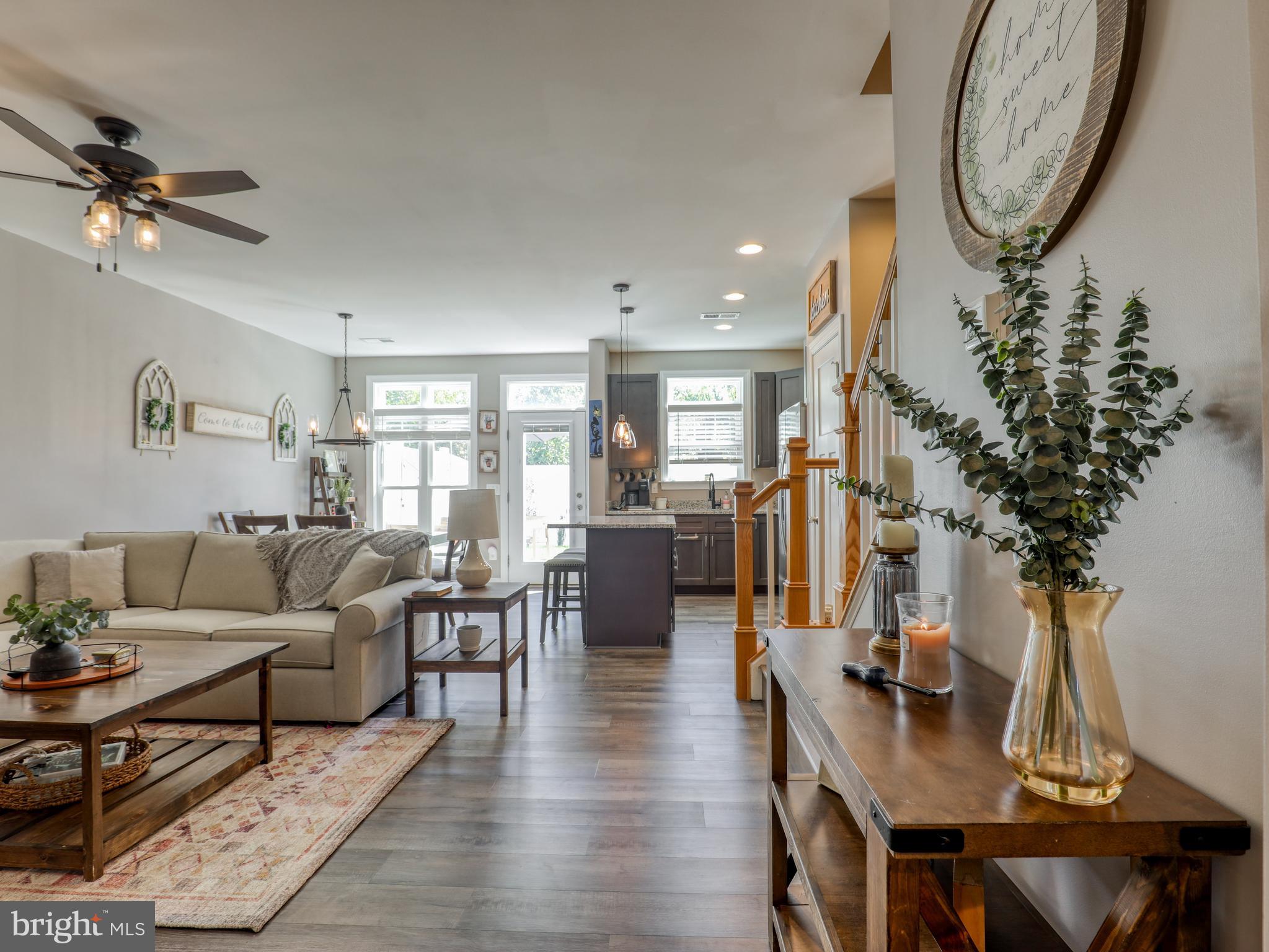 FREEDOM CROSSING - Residential