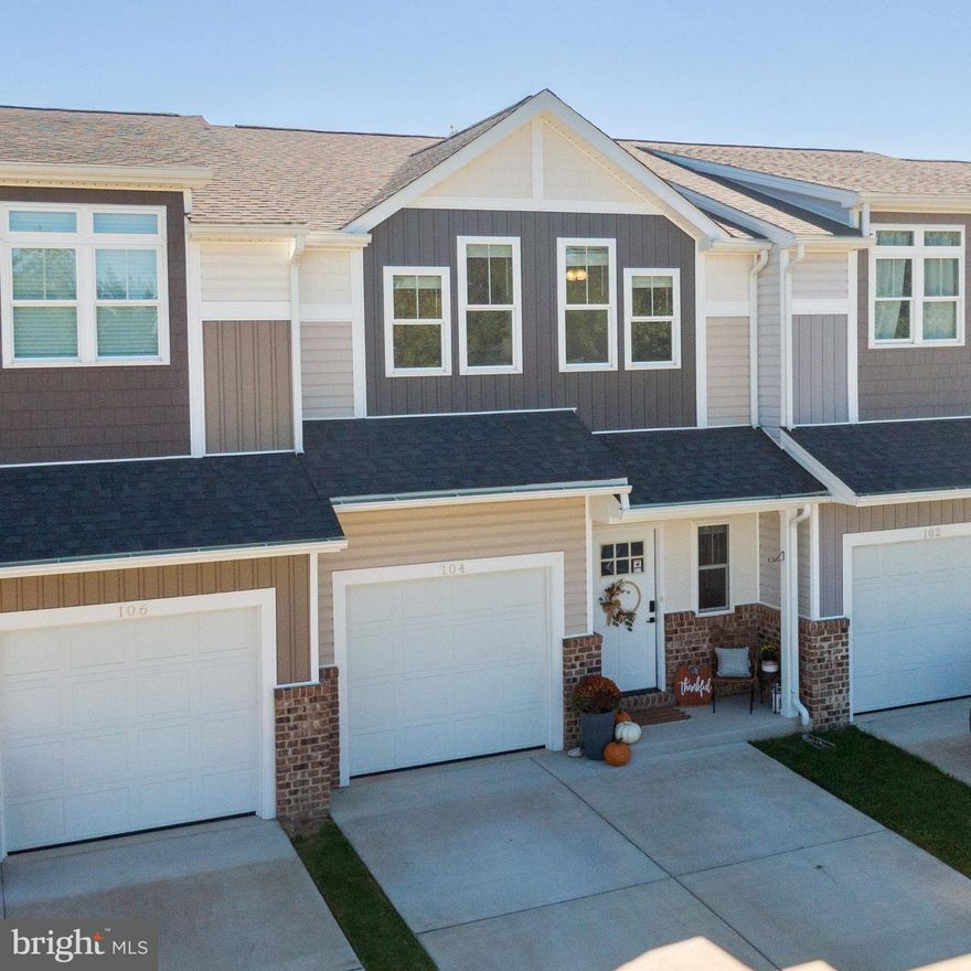 Contemporary/urban/open floor plan townhome with  9' ceilings on main level, 3 Bedrooms, 2.5 baths and a garage!   Add a unique double concrete driveway that holds 2  cars! Only 3 years old!
   As you enter the home from the front porch, there is a drop zone and a guest closet.  Architectural doors, custom trims, and upgraded lighting everywhere!  Lots of energy saving windows,  tankless hot water heater, and gas heat!    The foyer leads you to an open floor plan with a great room, dining area,  kitchen with a center  island, and a powder room on the main level.    A cooks kitchen  with granite  counter tops, 42" cabinets, center island with seating space, pull out sprayer sink faucet, double sink,  pendant lighting over the  island, recessed lighting, stainless appliances, and a pantry!   The dining room windows/door overlook  a  private concrete patio/grilling area, fenced in with maintenance free vinyl fencing     The sellers have added  3 ceiling fans, a water softener, a garage door opener,  and  Luxury Vinyl Tile everywhere, even the stair case.  Only the bedrooms are carpeted.   The   washer and dryer convey, and  have their own laundry space with  cabinets on the bedroom level.     This home is not a cookie cuter home,  the builder added custom touches, trim,  doors, and energy saving  items throughout.  The primary bedroom has a walk in closet and a private bath with double sinks.   Additional  2 bedrooms with nice size closets and carpet on upper level,  and an additional guest bath .  Most windows have custom blinds and will convey.  Seller needs rent back, their home is being built.