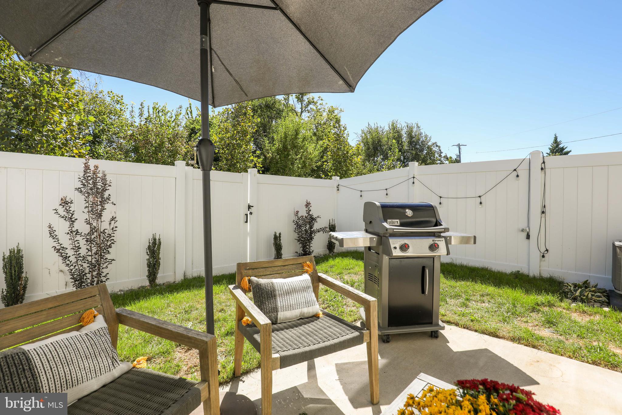 FREEDOM CROSSING - Residential