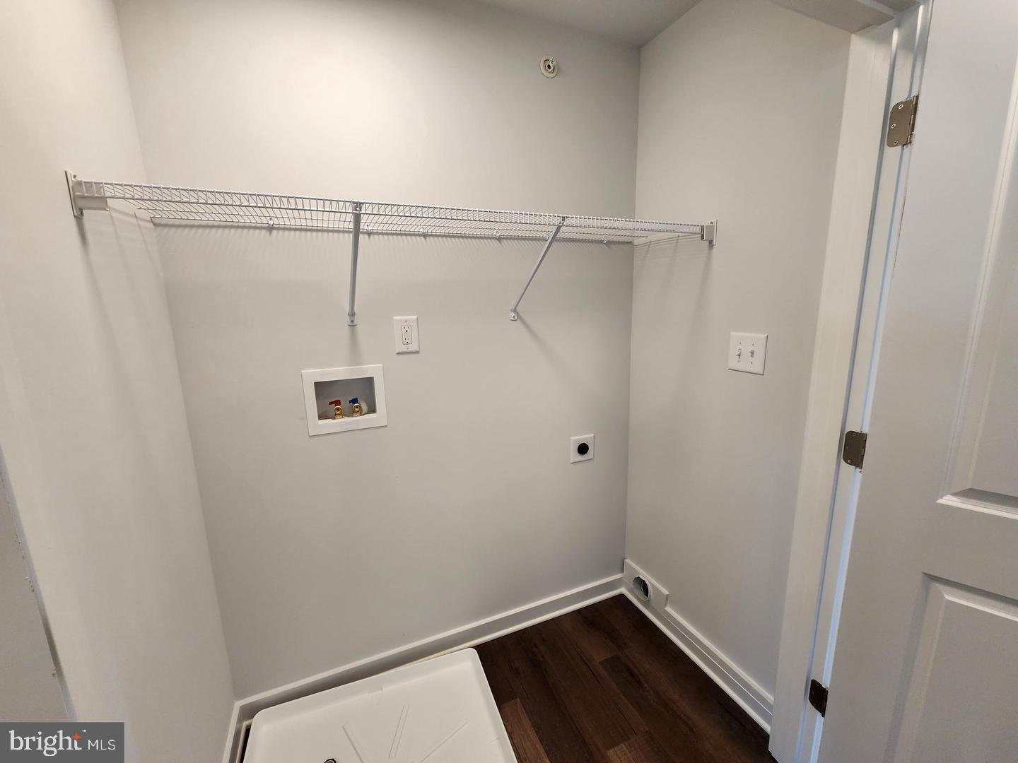 THE COMMUNITIES OF BURWELL - Residential Lease