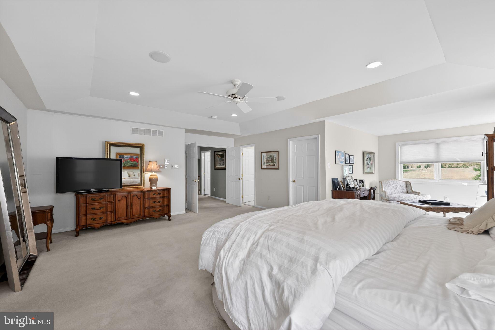 WILSHIRE GLEN - Residential