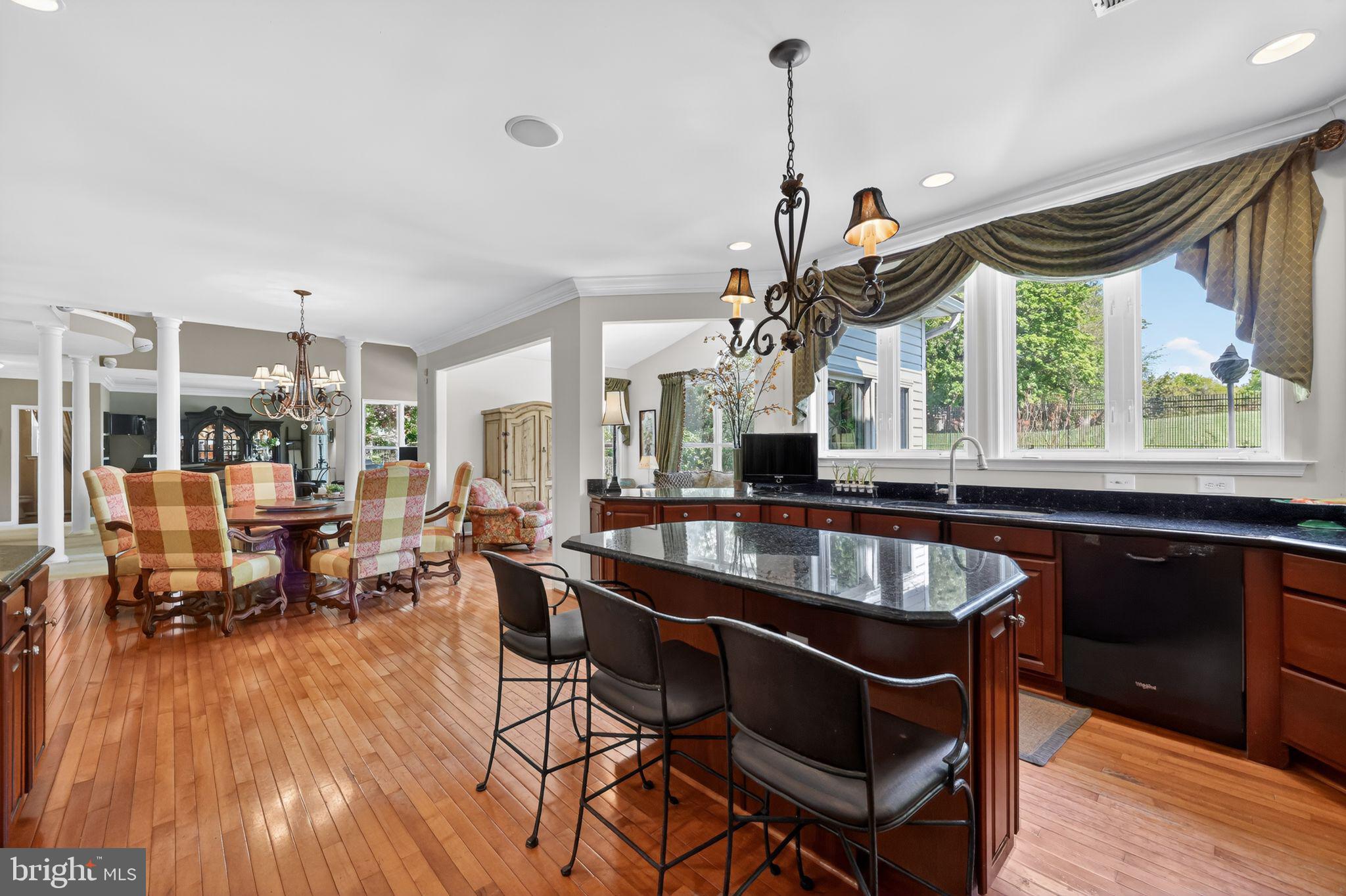 WILSHIRE GLEN - Residential