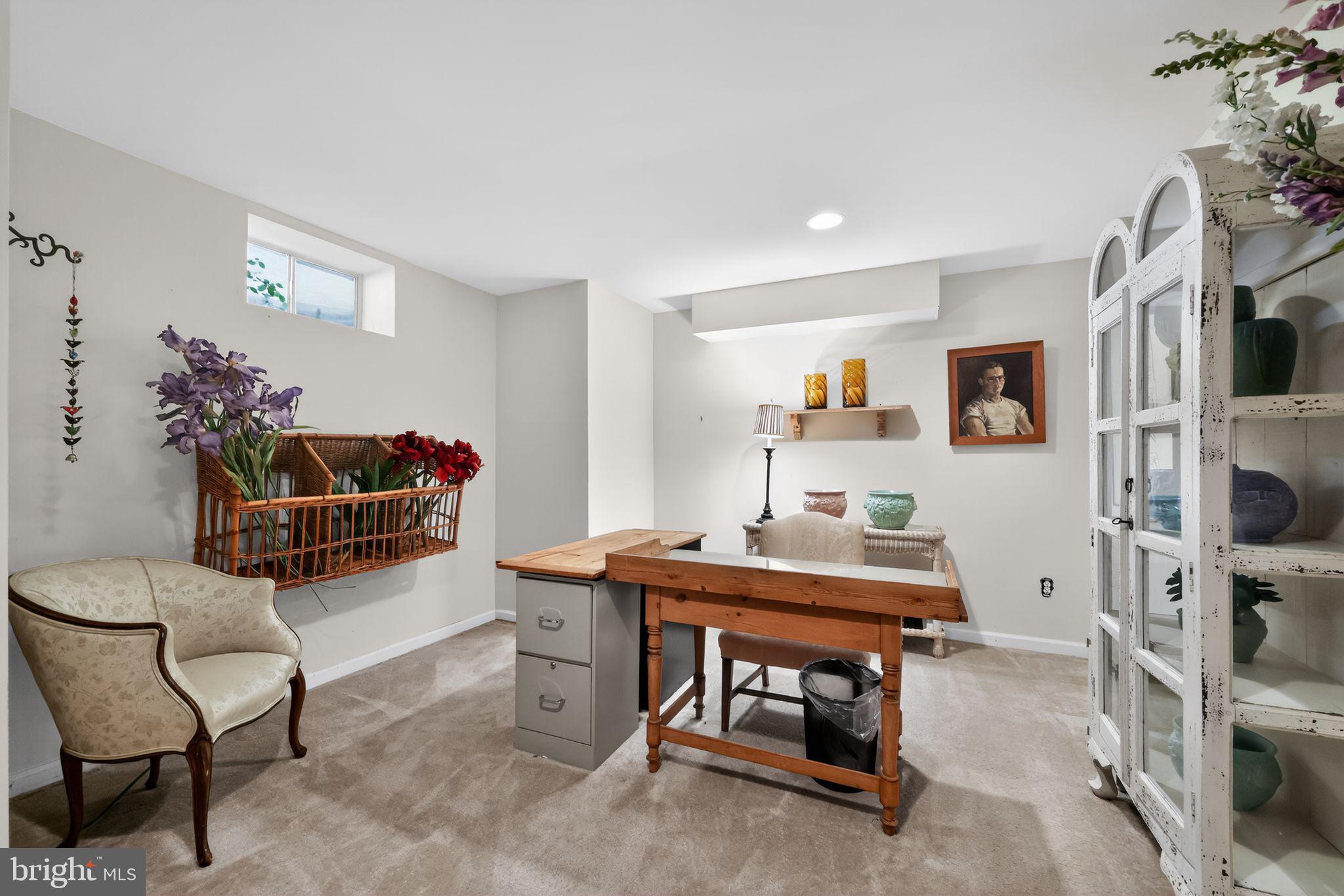 WILSHIRE GLEN - Residential
