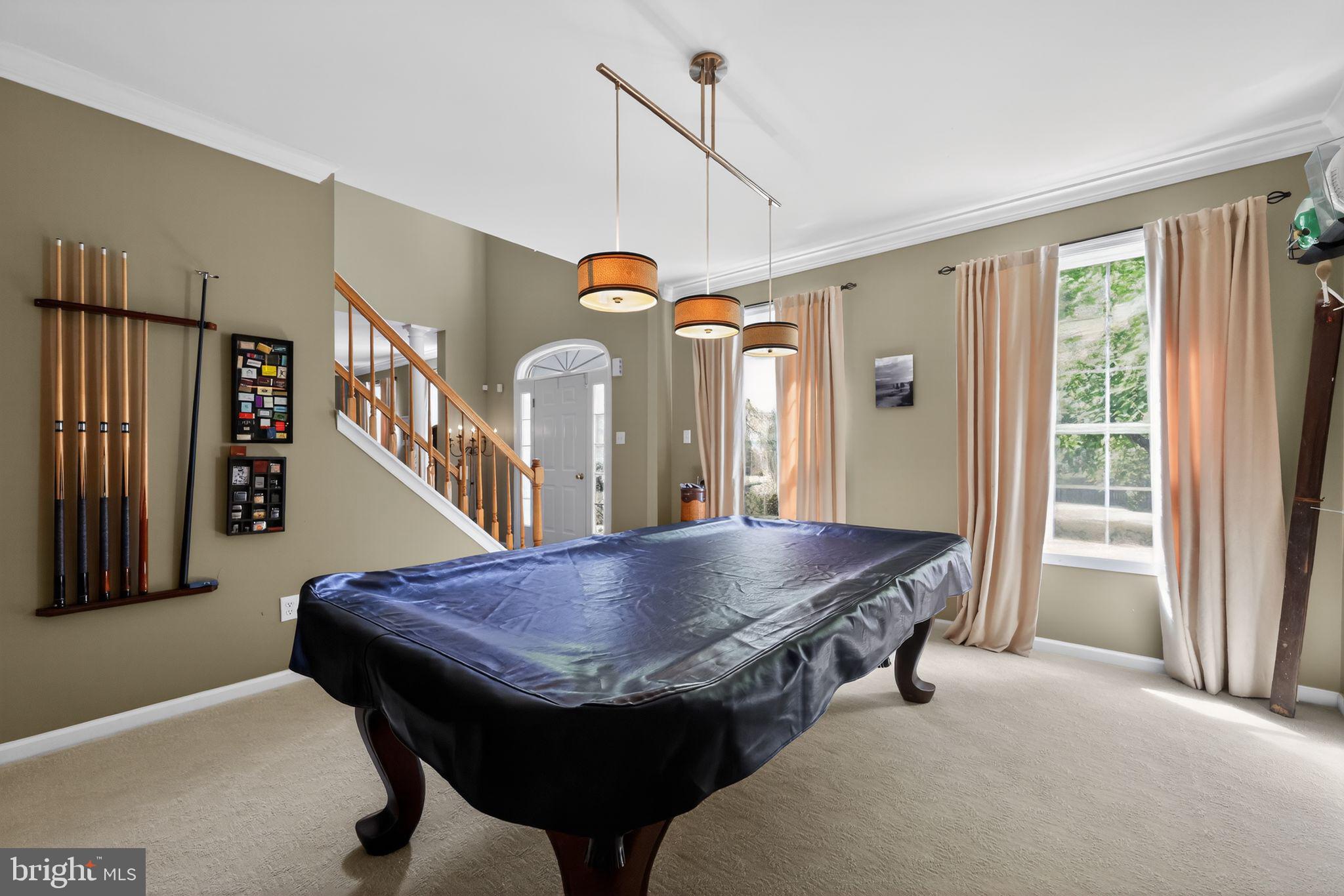 WILSHIRE GLEN - Residential
