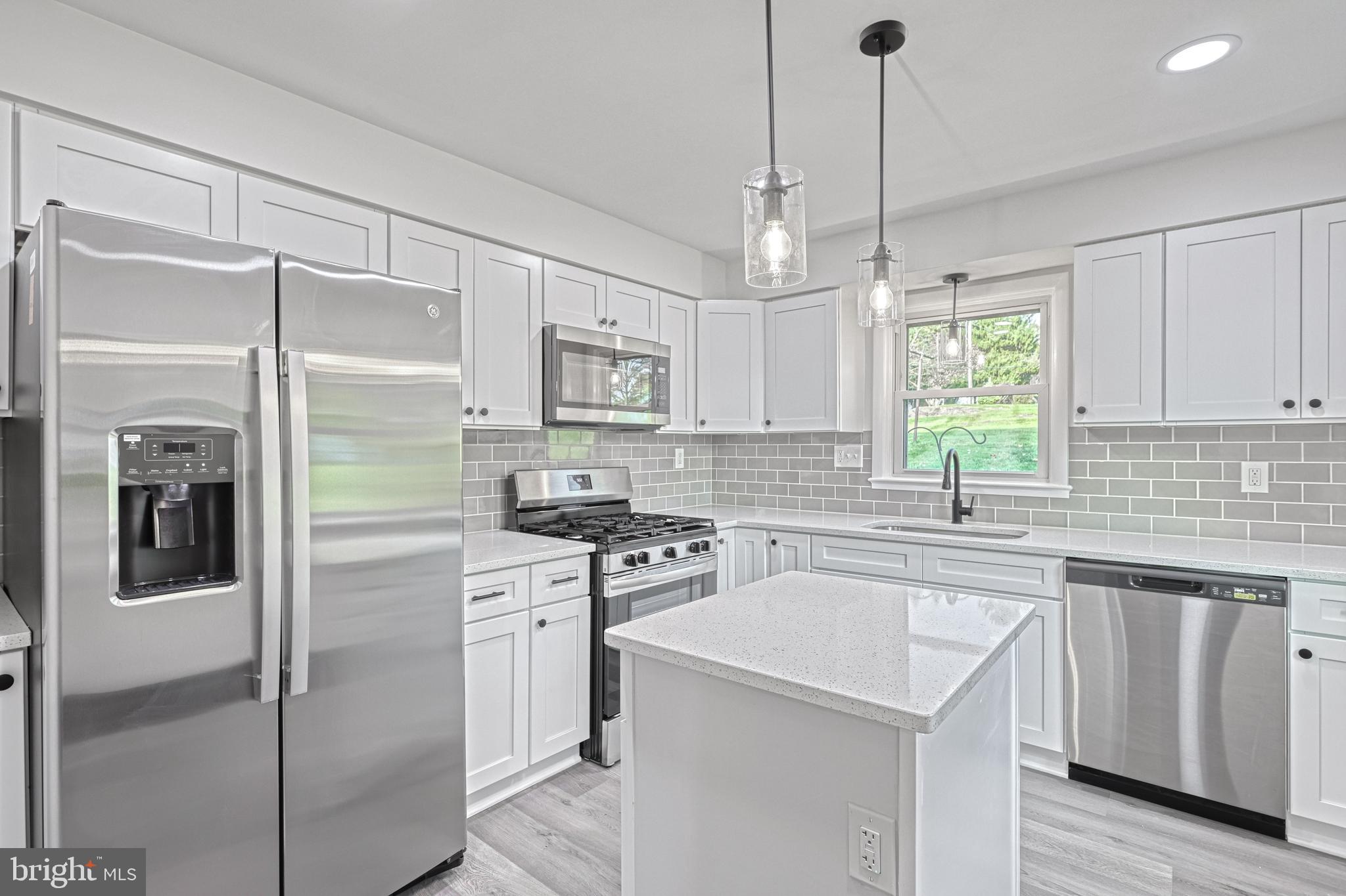 SPRINGETTSBURY TWP - Residential