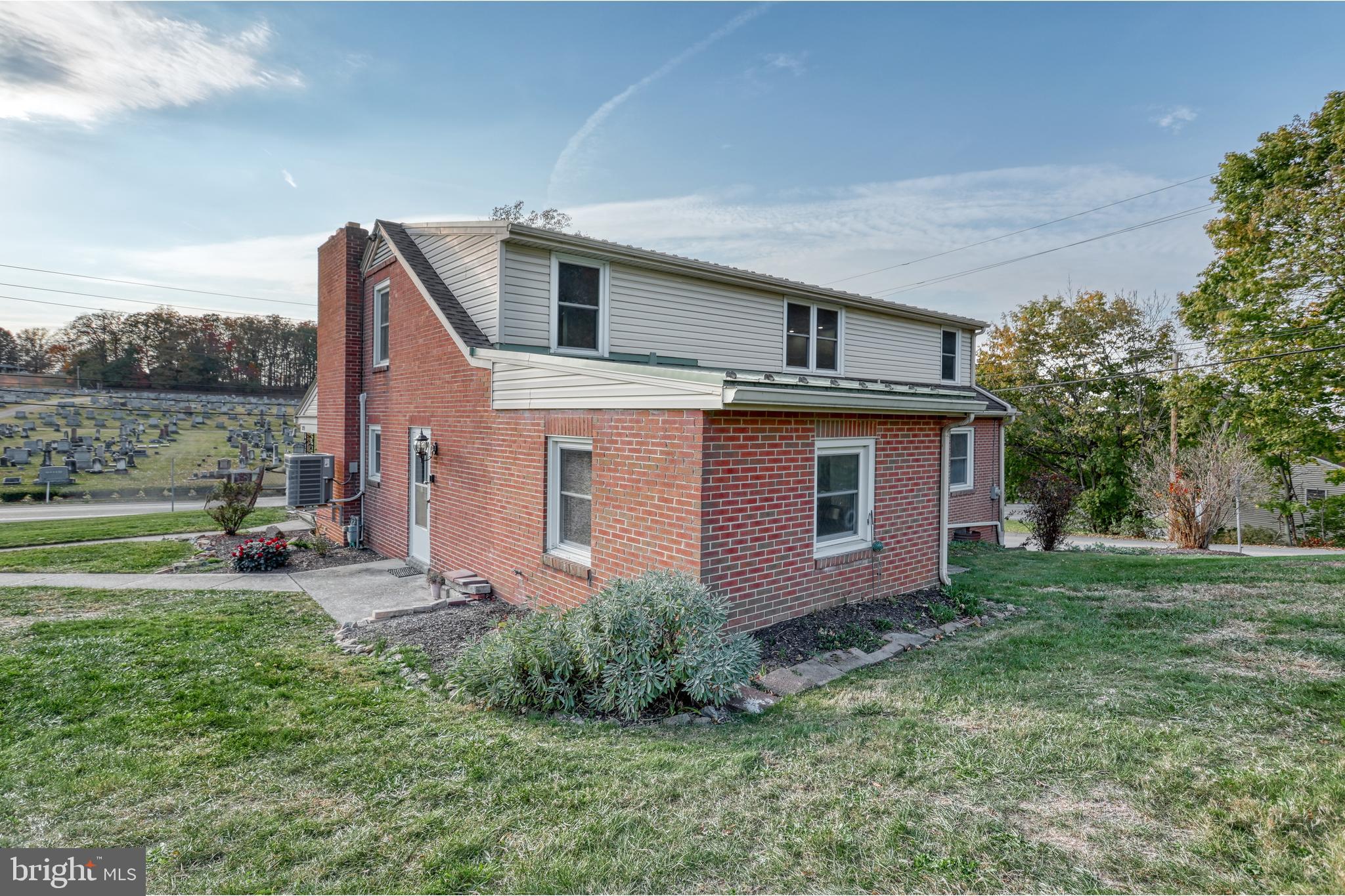 SPRINGETTSBURY TWP - Residential