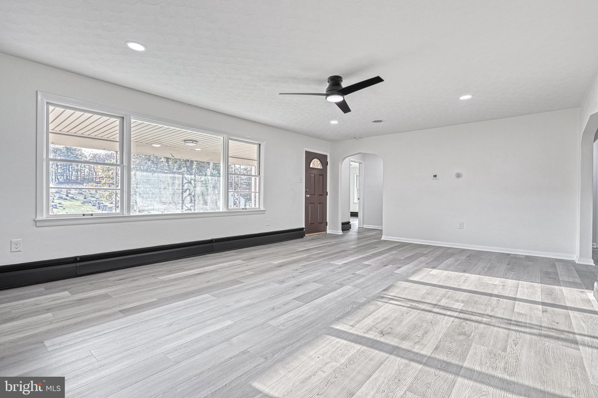 SPRINGETTSBURY TWP - Residential