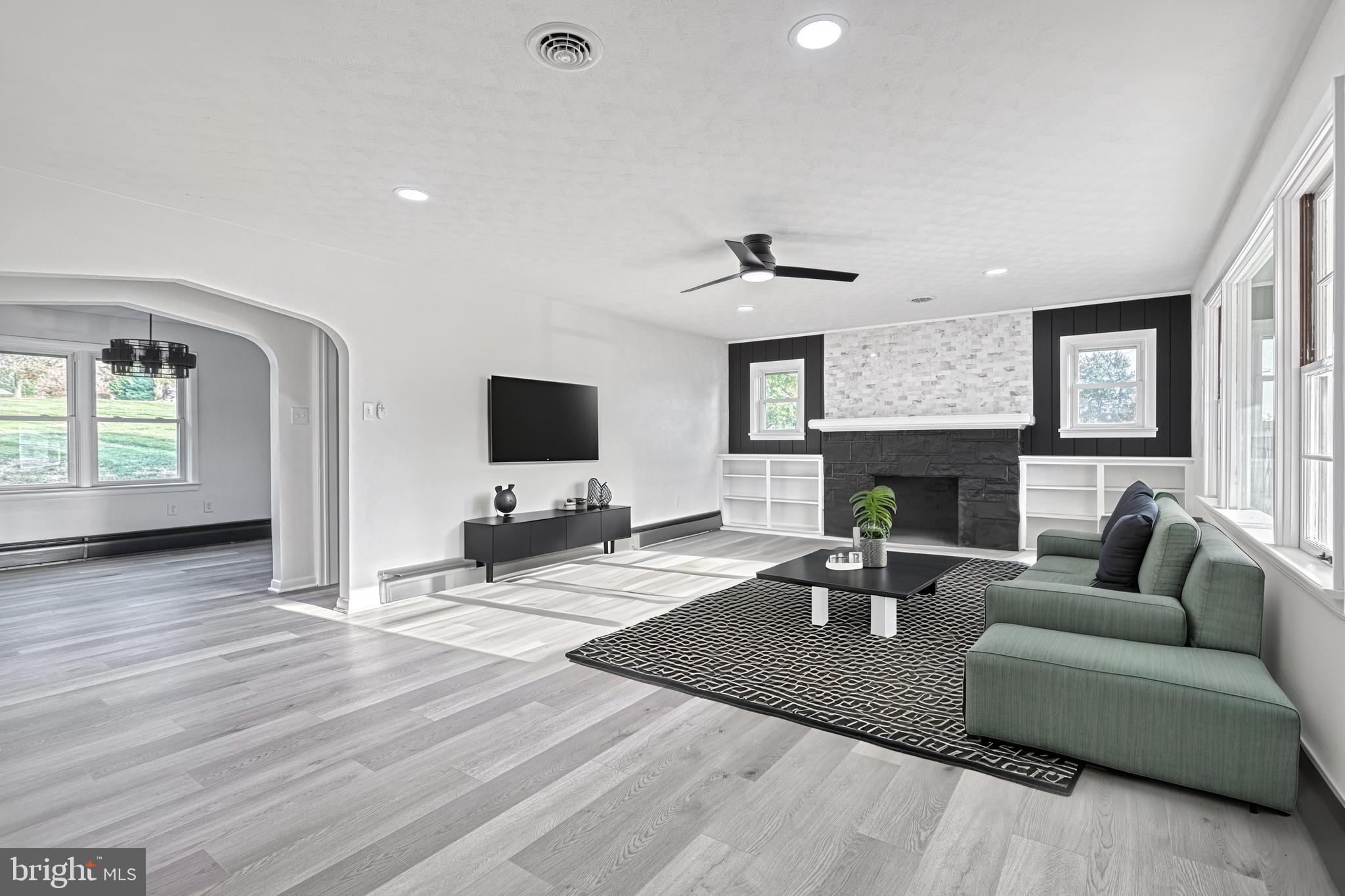 SPRINGETTSBURY TWP - Residential