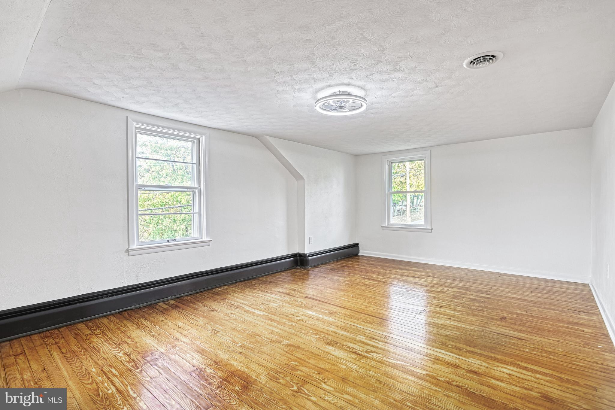 SPRINGETTSBURY TWP - Residential