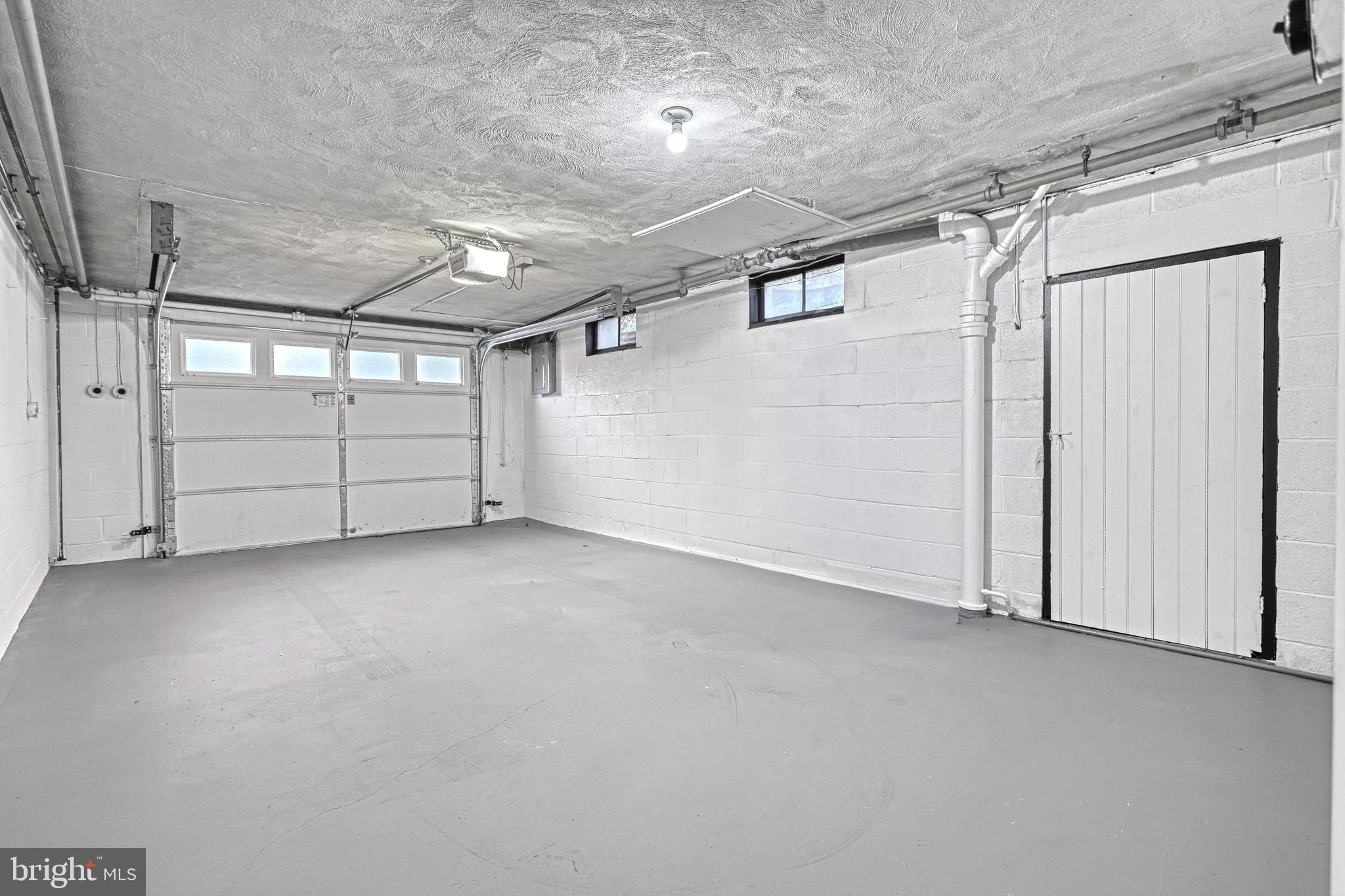 SPRINGETTSBURY TWP - Residential