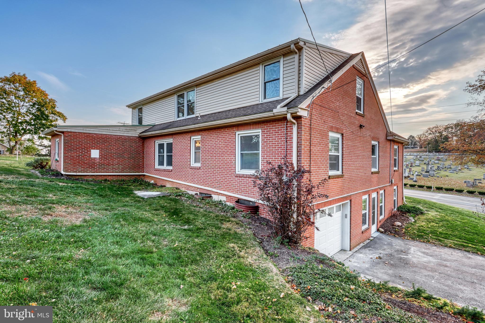 SPRINGETTSBURY TWP - Residential