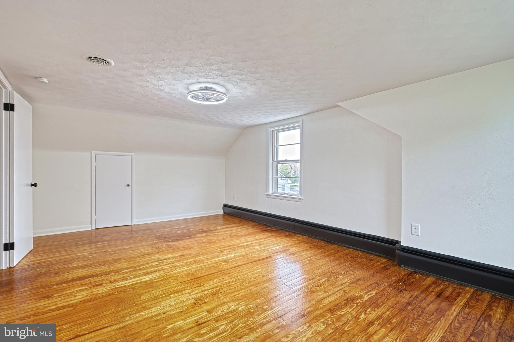 SPRINGETTSBURY TWP - Residential