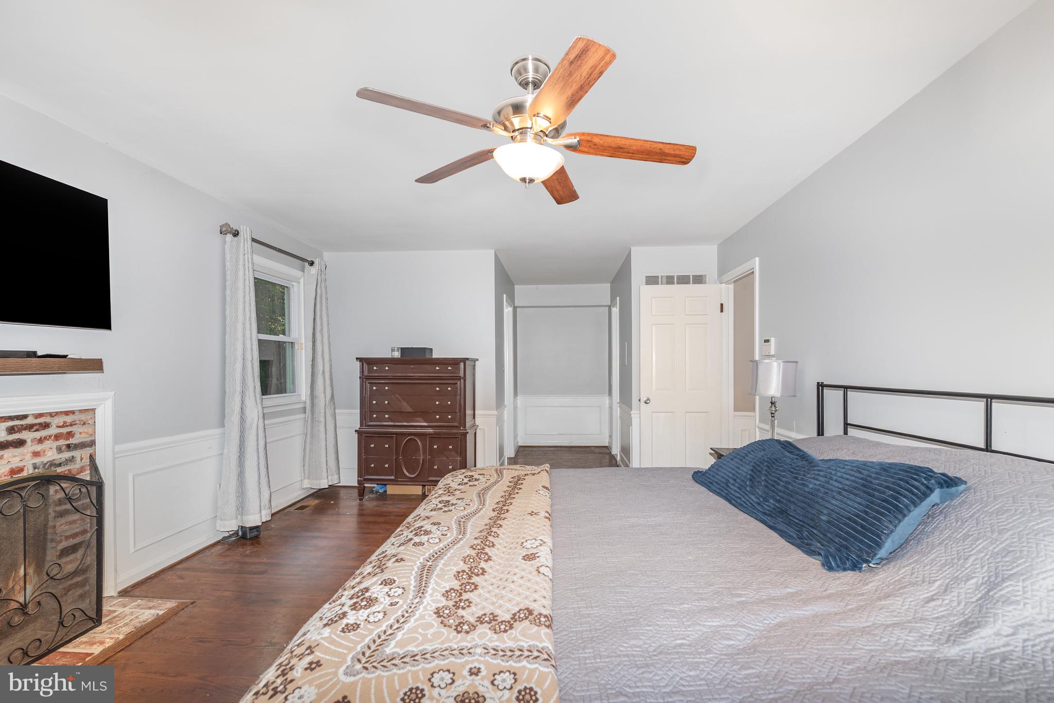 PERRY HALL - Residential