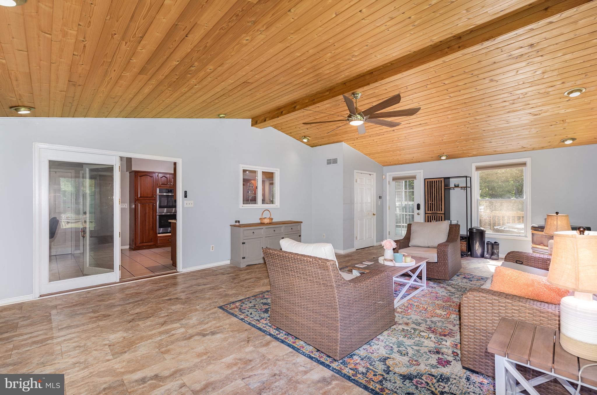 PERRY HALL - Residential