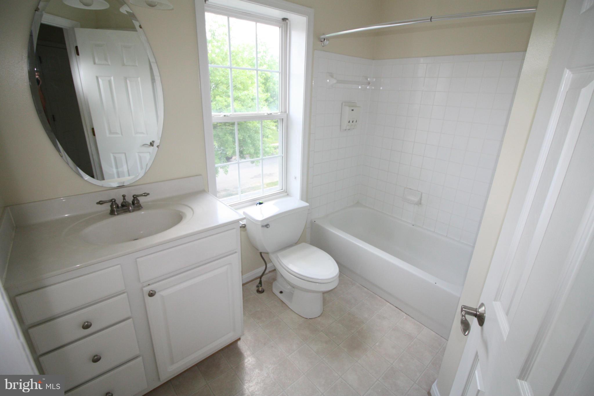 ASPEN WOODS - Residential