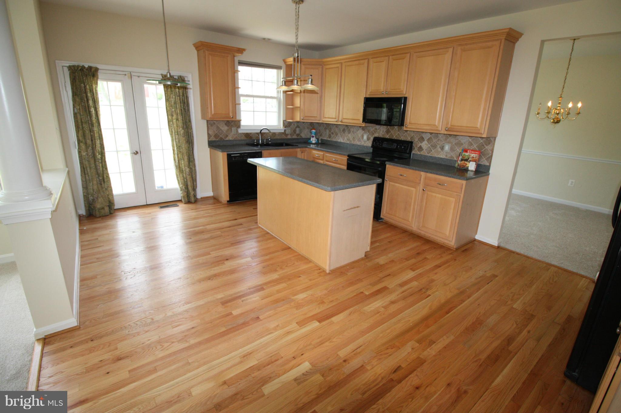 ASPEN WOODS - Residential