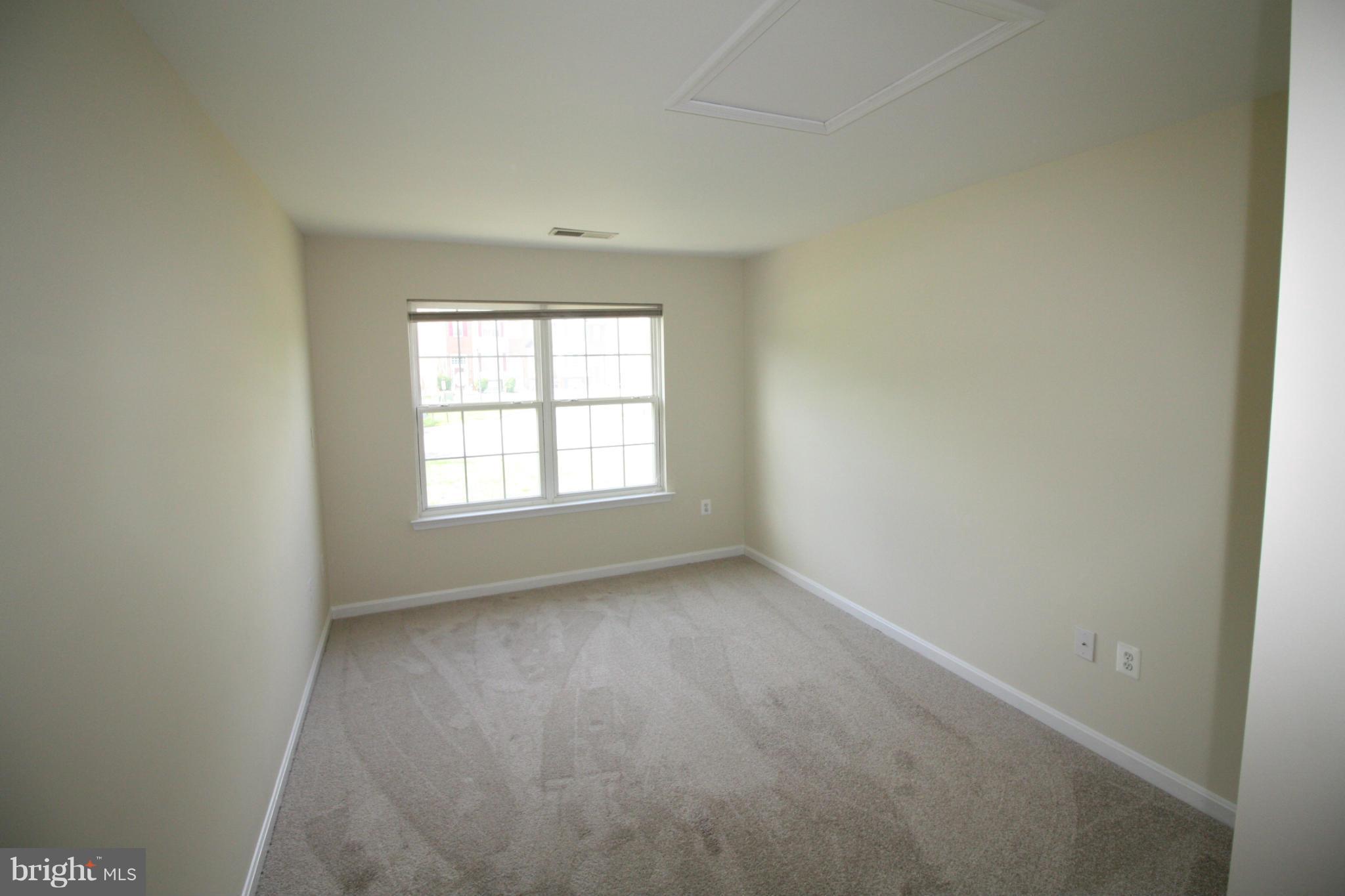 ASPEN WOODS - Residential