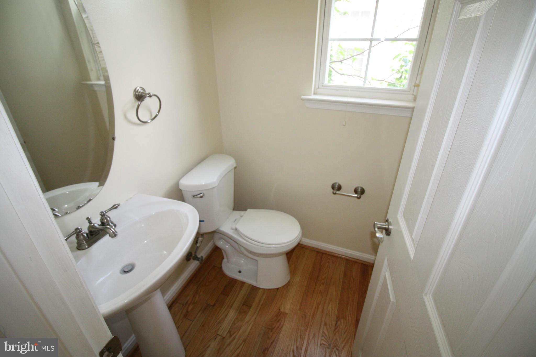 ASPEN WOODS - Residential