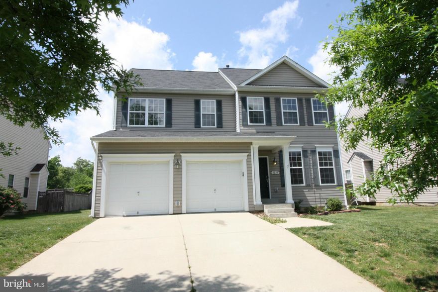 Like getting a new house! All new carpet and fresh paint. 4 bedroom 3.5 bath home in small neighborhood. Close to everything!. Entertain in the full finished basement or sit in front of the cozy fireplace. Prepare a feast in the gourmet kitchen ! Has 3 full levels of living space totaling 3517 sq ft!! Why pay 400+ for new when this is like new and only $345K !!! Snooze and you will lose !!! Hurry