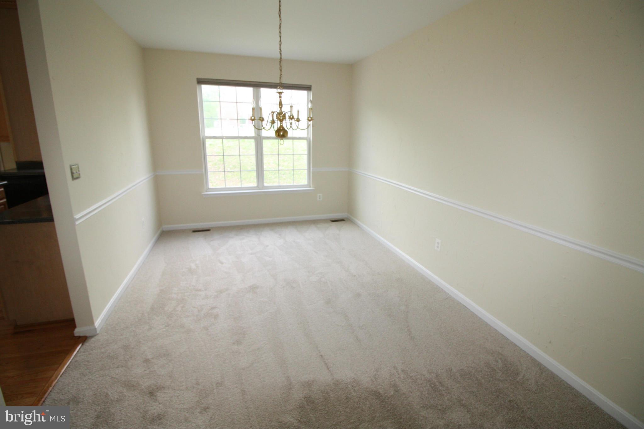 ASPEN WOODS - Residential