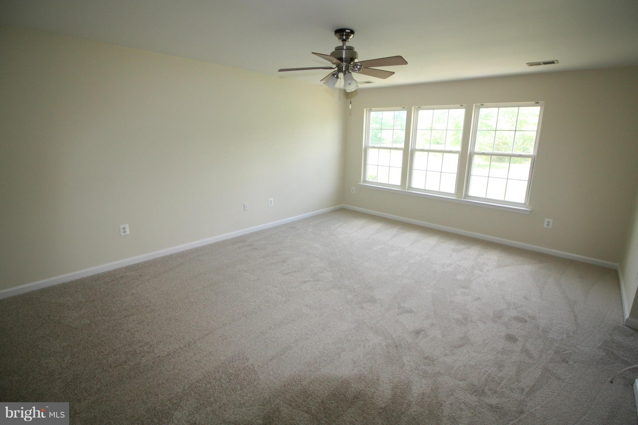 ASPEN WOODS - Residential