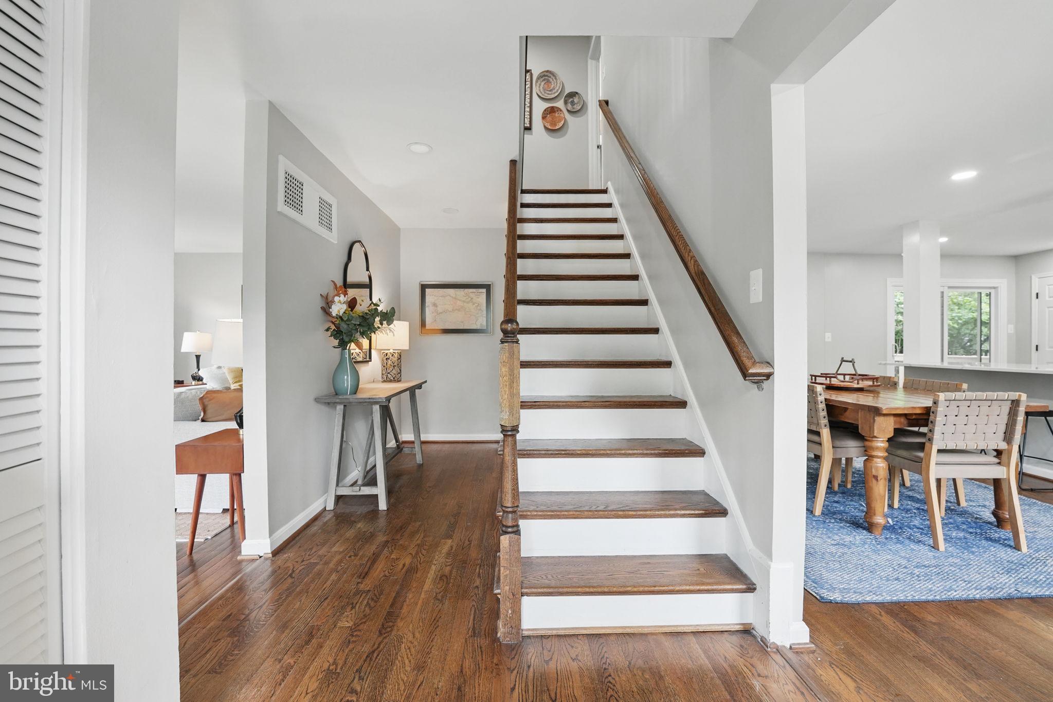 10207 SCOUT DRIVE