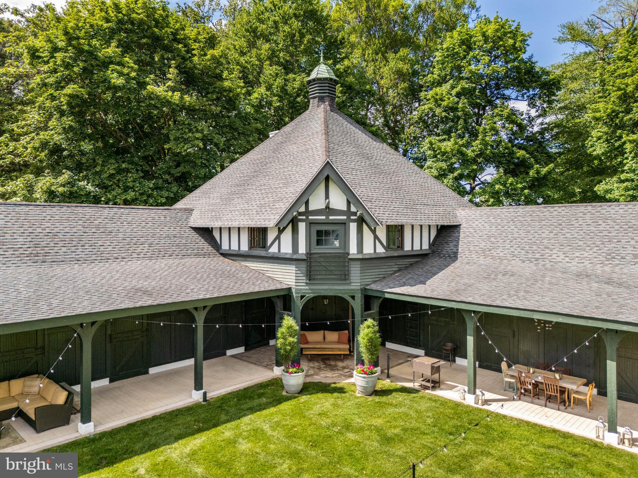 HARRISON ESTATE - Residential