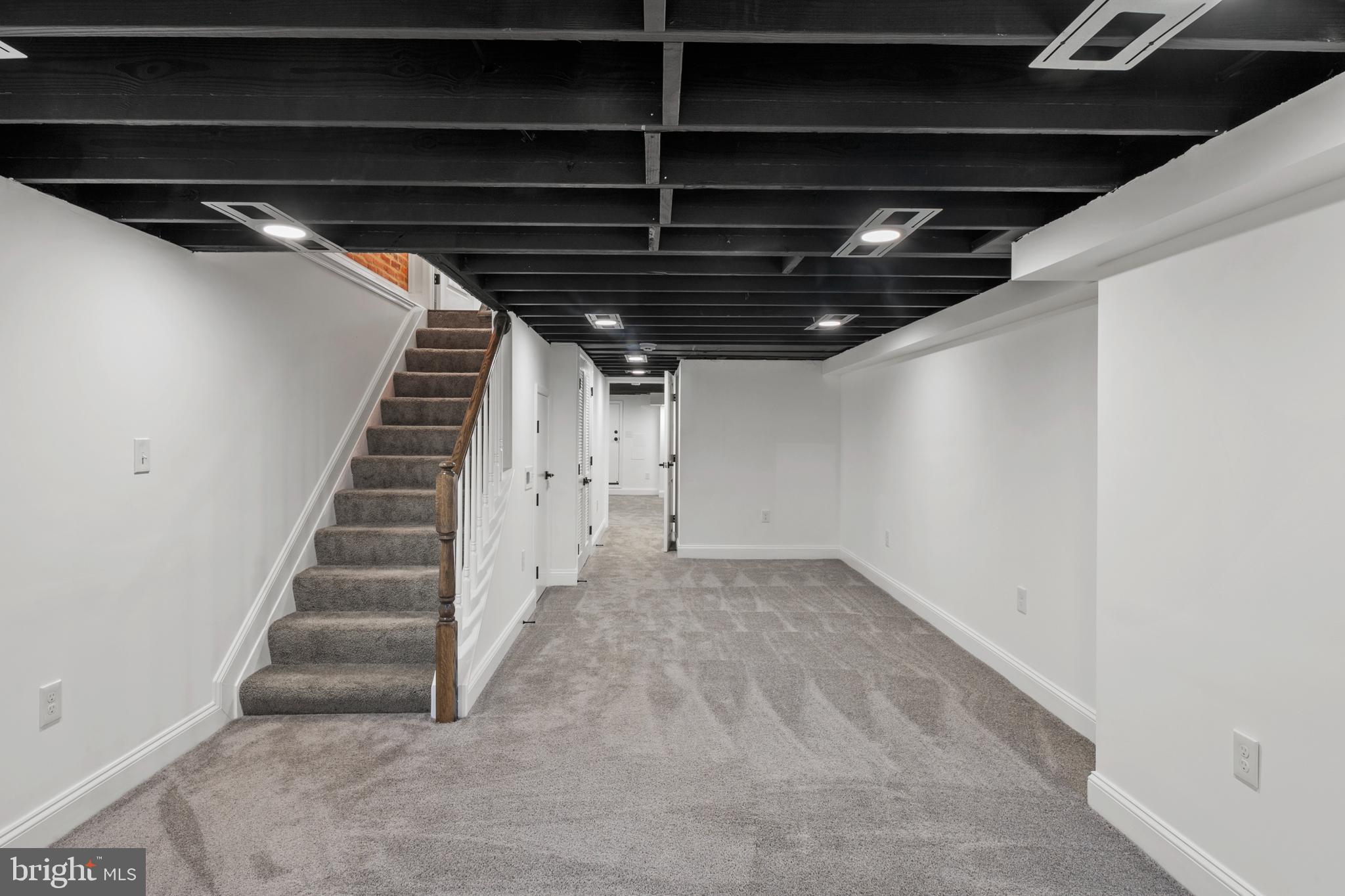 OLIVER - Residential Lease