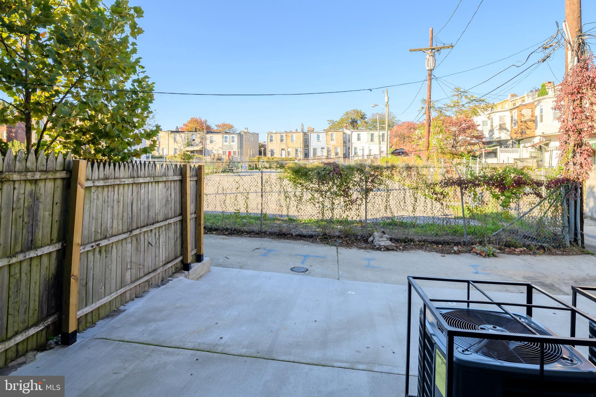 OLIVER - Residential Lease