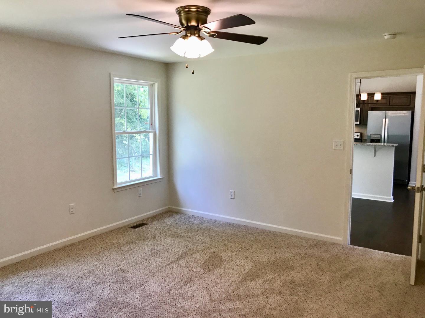 TWIN LAKES EAST - Residential